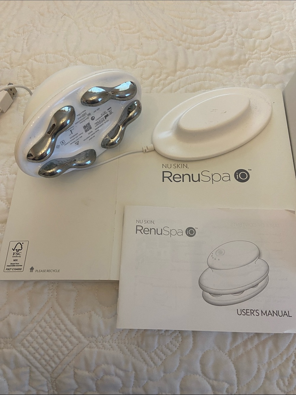 RenuSpa iO  Device - White - Picture 3 of 3